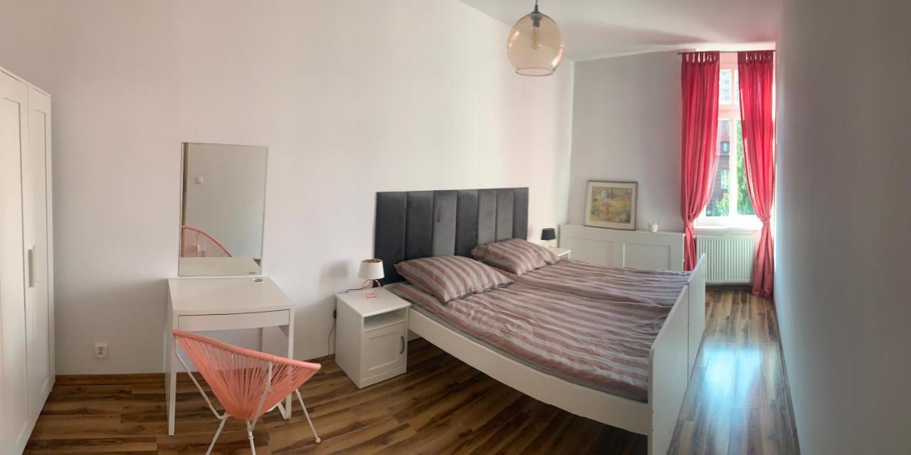 Kamienica Apartment Chorzow Ngoại thất bức ảnh